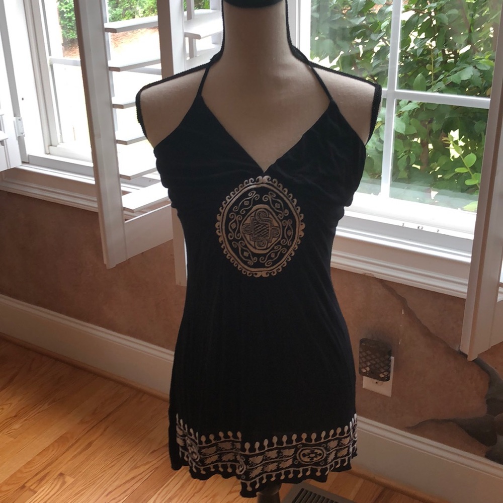 Boston Proper halter size small. Black and White